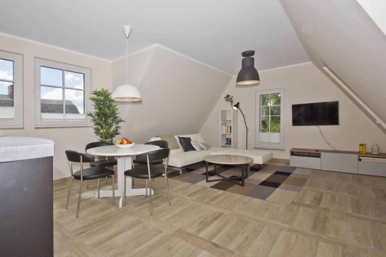 Ferienhaus Auszeit Fewo 03 - Dachterrasse, Ruhige Lage Middelhagen Zewnętrze zdjęcie